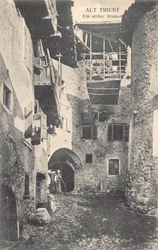 A227 Italien Alt Trient Ein Stiller Winkel Vintage Postkarte