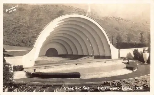A862 US 1945 Stage and Shell Hollywood Bowl RPPC Vintage Postkarte
