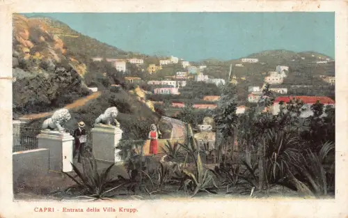 L073 Italien, Capri - Entrata della Villa Krupp Statue Vintage Postkarte
