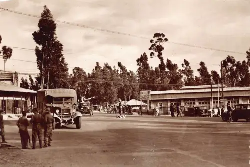 B635 Äthiopien Piazza Smappio Auto Platz Addis Abeba RPPC Vintage Postkarte