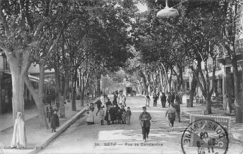 B169 Algerien 1908 Setif Rue de Constantine Polizist Eingeborene Vintage Postkarte