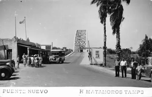 B177 Mexiko Matamoros Briefmarken Puente Nuevo Brücke Auto RPPC Postkarte