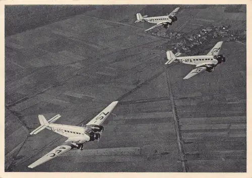 L027 Deutschland WWII Luftwaffe Junkers - Ju 52 Vintage Postkarte