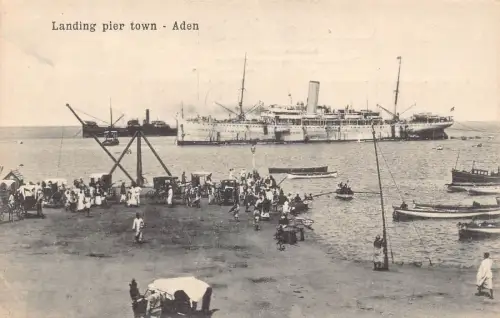 L380 Yemen Aden Landing Pier Town Boote Dampfschiffe Vintage Postkarten