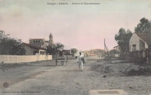 Senegal Dakar Avenue du Gouvernement Kutsche Vintage Postkarte