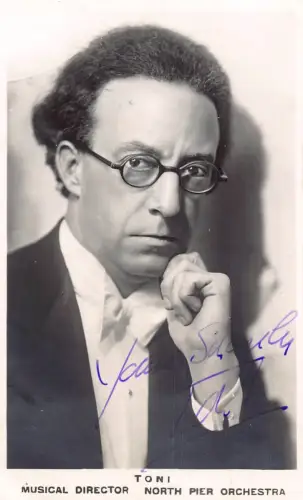 Musikalischer Leiter des North Pier Orchestra Toni mit signierter Autogrammpostkarte