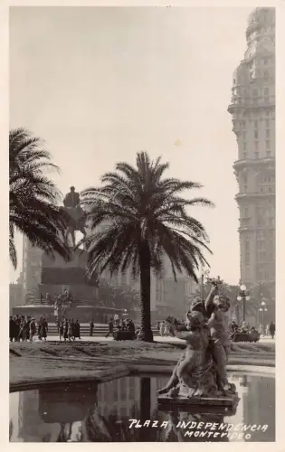 L332 Uruguay Plaza Independencia Platz Montevideo Echtfoto Vintage Postkarte
