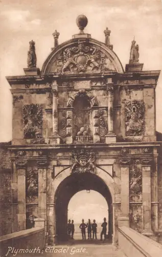 England Plymouth Citadel Gate Guards Vintage Postkarte