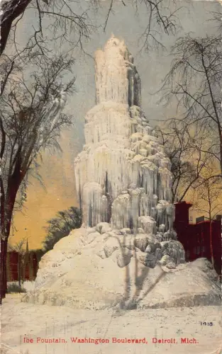 L366 US Michigan Detroit Ice Fountain Washington Boulevard Vintage Postkarte