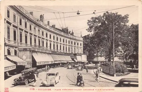Frankreich Toulouse Place Präsident Wilson Le Capoul Autos Cafe Restaurant Postkarte