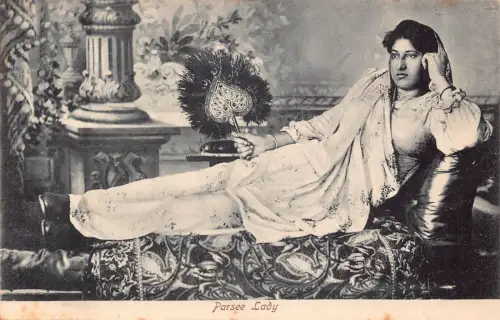A993 Indien Parsee Dame Einheimische Frau Legend Fan Ethno Vintage Postkarte