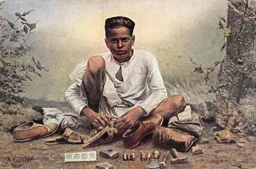 A993 Indien Hindu Ureinwohner Mann ein Schuster Schuhreparateur ethnischer Typ Vintage Postkarte