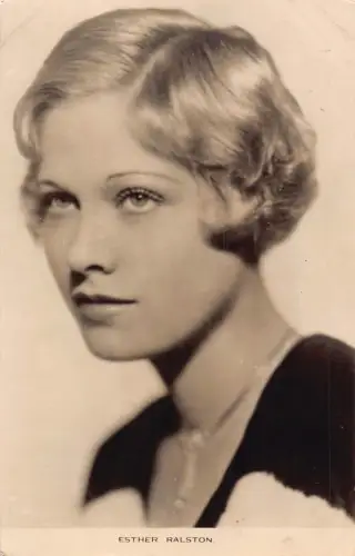 B424 Amerikanischer Stummfilmstar Esther Ralston RPPC Postkarte