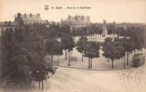 Frankreich Dijon Place de la Republique Straßenbahn Vintage Postkarte
