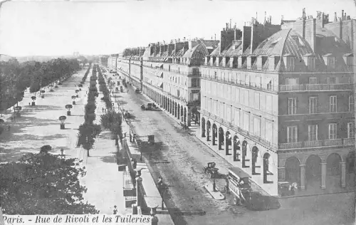 C031 Frankreich, Paris Rue de Rivoli et les Tuileries Vintage Postkarte