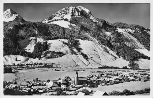 B010 Deutschland Wintersportplatz Hindelang Bad Oberdorf RPPC Vintage Postkarte