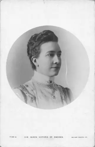 B436 Royalty Queen Victoria of Sweden Passepartout RPPC Postkarte