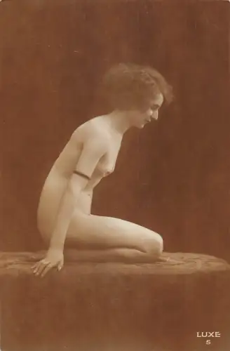 L470 Glamour Akt Risque Schönheit Echtfoto Blanko Rückseite Vintage Postkarte