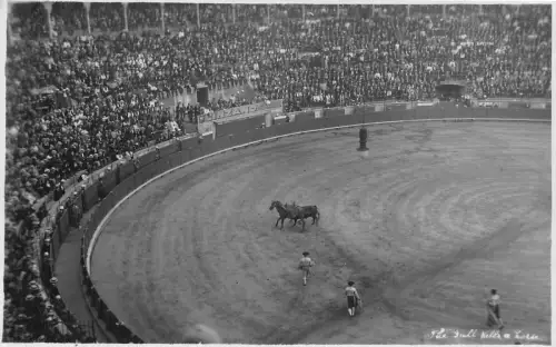 A712 Spanien Valencia Stierkampfarena Innenraum Toreadoren RPPC Vintage Postkarte