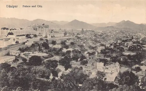 A008 Indien Udaipur Palast und Stadtpanorama Vintage Postkarte