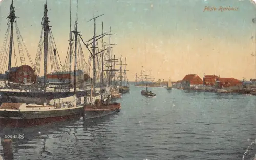 A773 England Poole Hafen Schiffe Vintage Postkarte