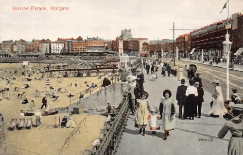 A782 England Margate Marine Parade Vintage Postkarte