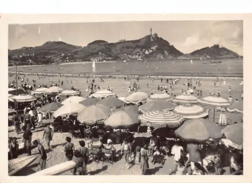 A794 Spanien San Sebastian Gesamtansicht Strand RPPC Vintage Postkarte