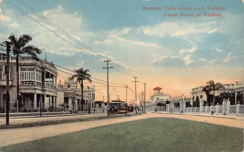 A813 Kuba Havanna Habana Linea Straße bei Vedado Straßenbahn Vintage Postkarte