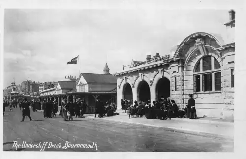 L245 England The Undercliff Drive Bournemouth Vintage Postkarte