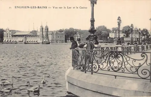 A826 Frankreich Enghien-Les-Bains Blick auf See und Casino Schwäne Vintage Postkarte