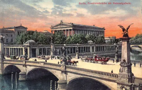 A021 Deutschland Berlin Friedrichbrücke Nationalgalerie Kutsche Vintage Postkarte