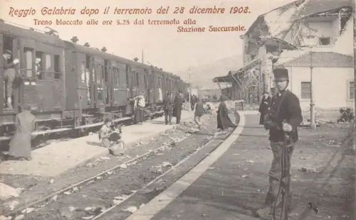 A016 Italien Regio Kalabrien Sperrzug Erdbebenkatastrophe 1908 AK