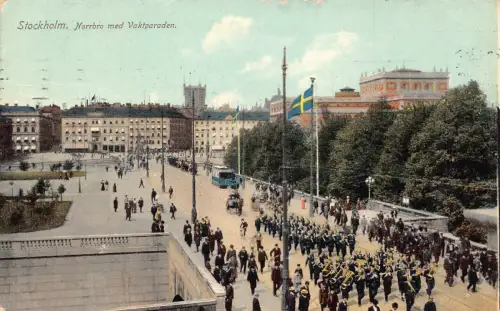 A225 Schweden 1907 Stockholm Norrbro med Vaktparaden Parade Fanfare Postkarte