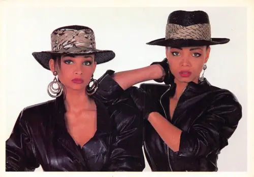 L290 Musik Band Dance Pop Mel & Kim Postkarte