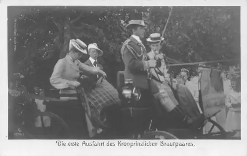 L064 Deutsches Königshaus erster Ausflug Kronprinz und Frau Vintage Postkarte