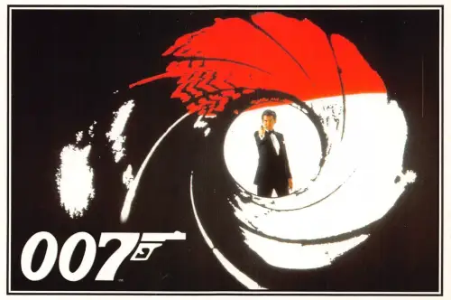 L290 Filmplakat 007 Morgen stirbt nie Pierce Brosnan James Bond Waffe Postkarte