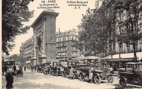 A045 Frankreich Paris St Denis Boulevard alte Torautos Mercedes Postkarte