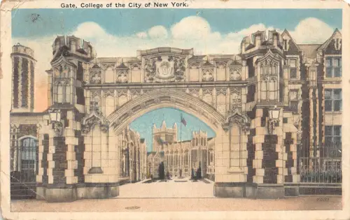 A856 USA 1920 Gate College of City of New York Vintage Postkarte
