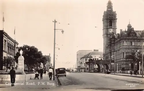 Südafrika Pietermaritzburg Commercial Road Clock Tower RPPC Postkarte B932