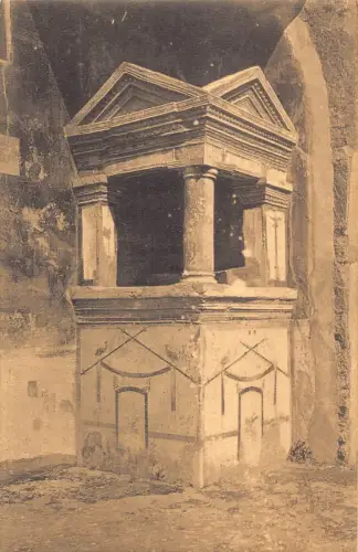 B145 Italien Pompeji Una edicola per la preghiera Vintage Postkarte