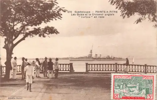 B156 Guadeloupe 1930 Point a Pitre Quais Curlow Dampfschiff Ureinwohner Postkarte