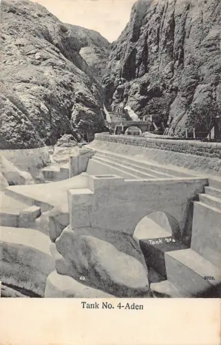 B617 Jemen Aden Panzer Nr. 4 Vintage Postkarte