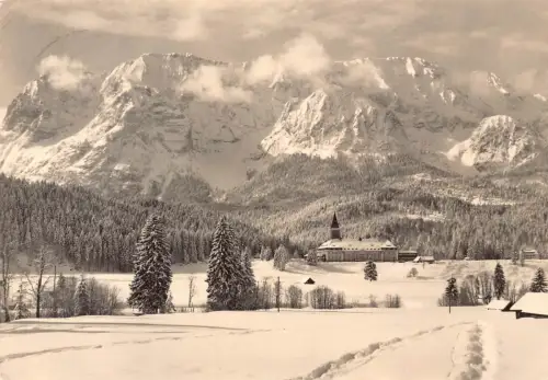 Deutschland 1966 Schloss Elmau mit Wetersteinwand RPPC Vintage Postkarte C441