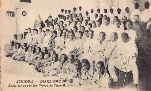B634 Äthiopien Dirre-Daoua Schule betrieben von Brüdern des Heiligen Gabriel Jungen Postkarte