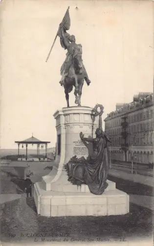 C010 Frankreich, Boulogne sur Mer Monument des Feres Coquelin Vintage Postkarte