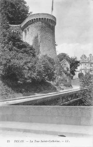 C012 Frankreich, Dinan La Tour Sainte Catherine Vintage Postkarte