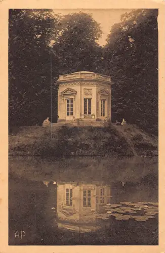 C013 Frankreich Versailles Petit Trianon, Pavillon der Musik Vintage Postkarte