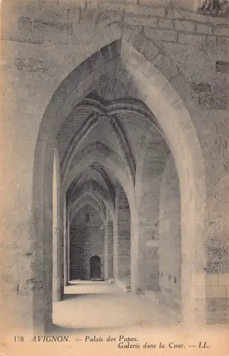 C012 Frankreich Avignon Palais des Papes Vintage Postkarte