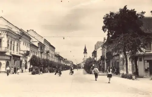 Serbien 1952 Sombor Hauptstraße Kinder RPPC Vintage Postkarte