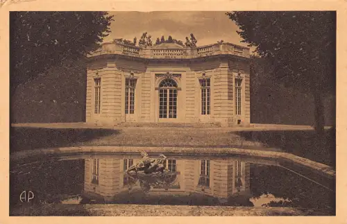 C023 Frankreich, Versailles Park des kleinen Trianon der französische Pavillon Postkarte